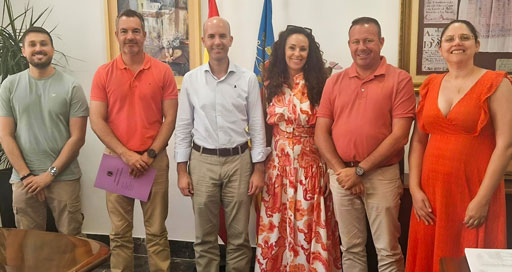 Catral refuerza la limpieza viaria con un servicio sostenible y adaptado a las necesidades del municipio