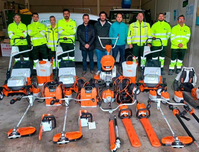 Actúa se encargará de la limpieza y el mantenimiento de las zonas verdes de ocho hospitales de Málaga
