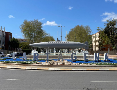 Cartagena renueva la rotonda del submarino con un diseño inspirado en el mar