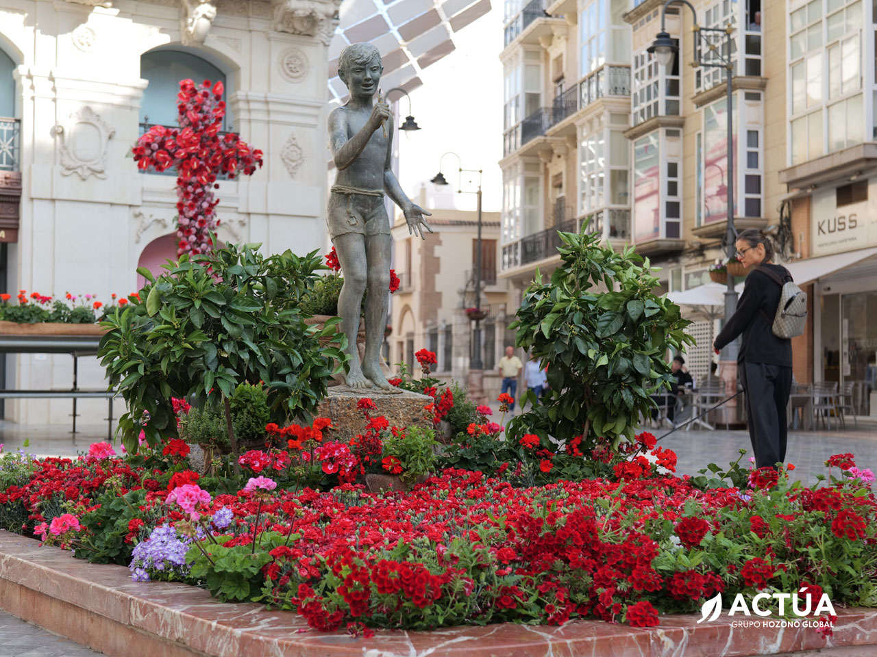Cartagena se llena de color y aroma para celebrar las Cruces de Mayo