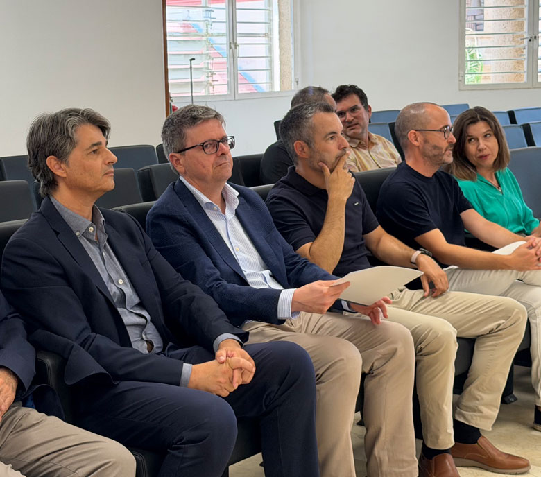 La Universidad de Alicante y Actúa presentan un máster para formar a los profesionales que gestionarán las ciudades del futuro